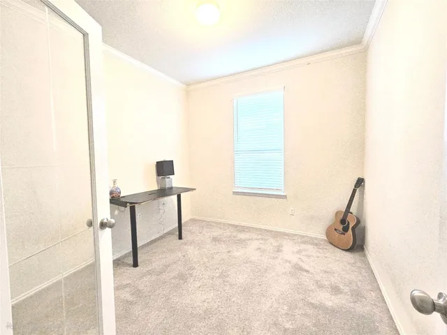 $2,225 | 242 Zuma Drive, Liberty Hill, TX 78642