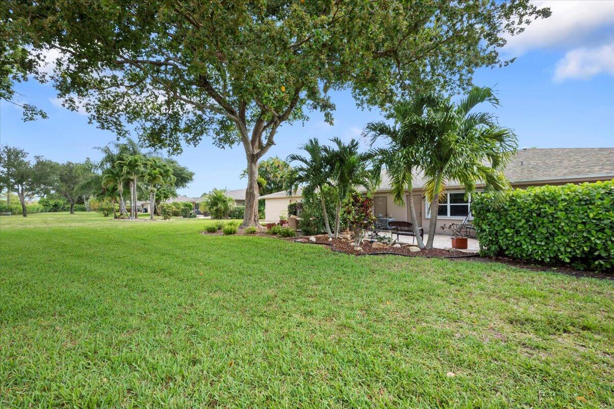 1422 High Point Way Northwest, Unit B Delray Beach, FL 33445 - Photo 15 of 33 Backyard