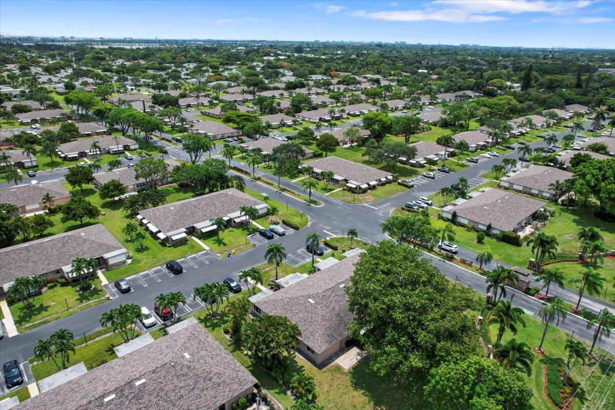 1422 High Point Way Northwest, Unit B Delray Beach, FL 33445 - Photo 27 of 33 23-DJI_0239
