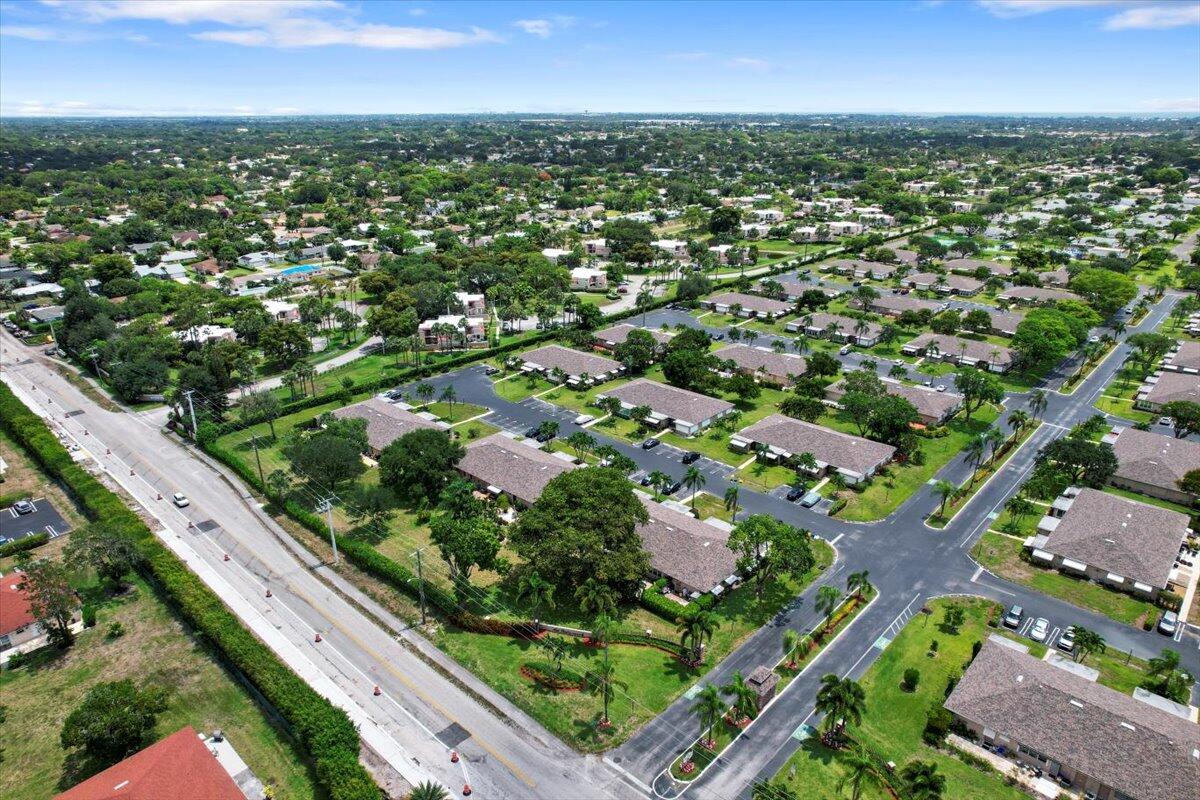 1422 High Point Way Northwest, Unit B Delray Beach, FL 33445 - Photo 30 of 33 26-DJI_0241