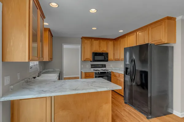 $2,195 | 109 Edgeview Court, Hendersonville, TN 37075