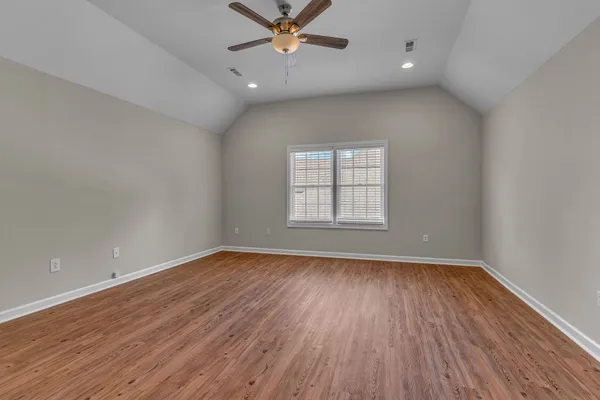 $2,195 | 109 Edgeview Court, Hendersonville, TN 37075