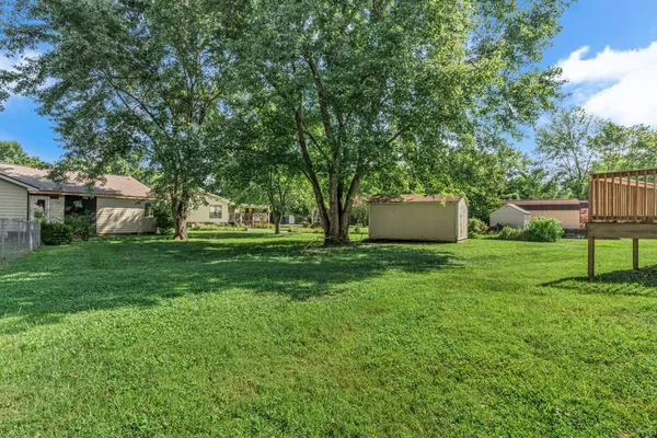 $2,195 | 109 Edgeview Court, Hendersonville, TN 37075