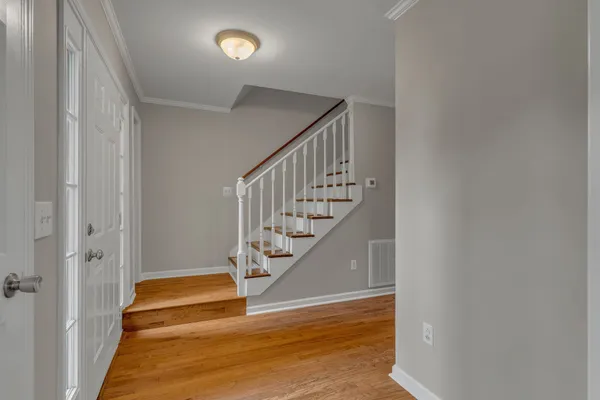 $2,195 | 109 Edgeview Court, Hendersonville, TN 37075