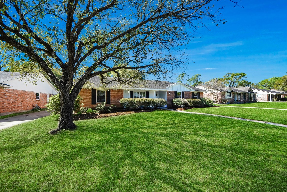 10719 Burgoyne Road Houston, TX 77042 - Photo 36 of 36