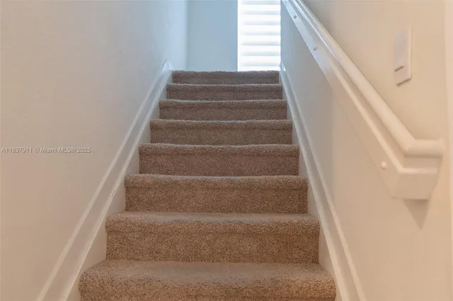 $440,000 | 824 South E 18th Street, Homestead, FL 33034