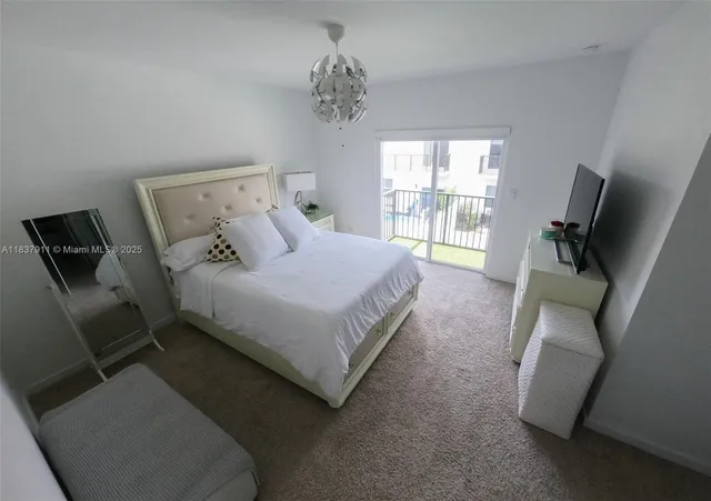 $440,000 | 824 South E 18th Street, Homestead, FL 33034