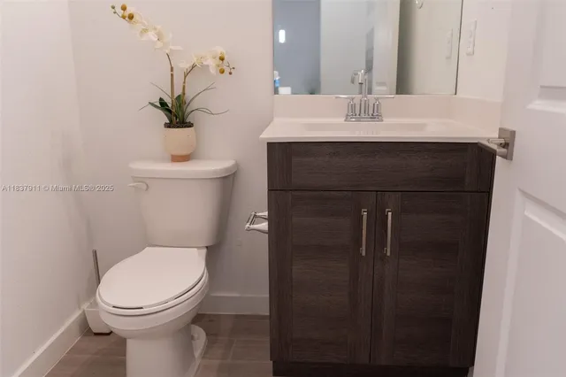 $440,000 | 824 South E 18th Street, Homestead, FL 33034