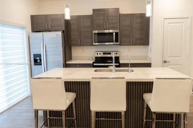 $440,000 | 824 South E 18th Street, Homestead, FL 33034