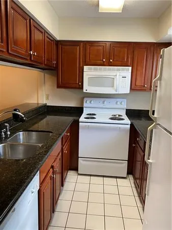 $1,200 | 1932 Faith Place, Unit B, Gretna, LA 70056