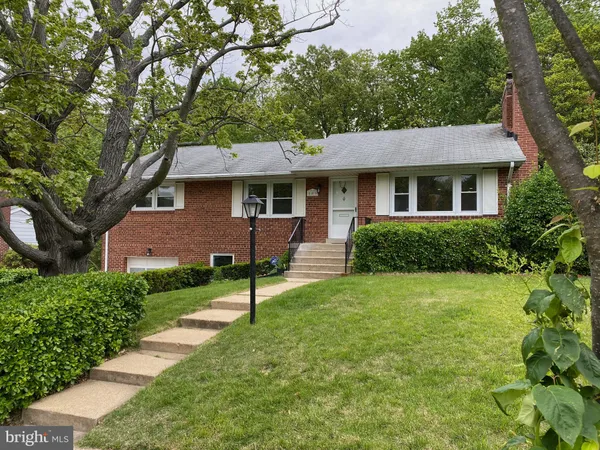 $4,200 | 809 North Ashton Street, Alexandria, VA 22312