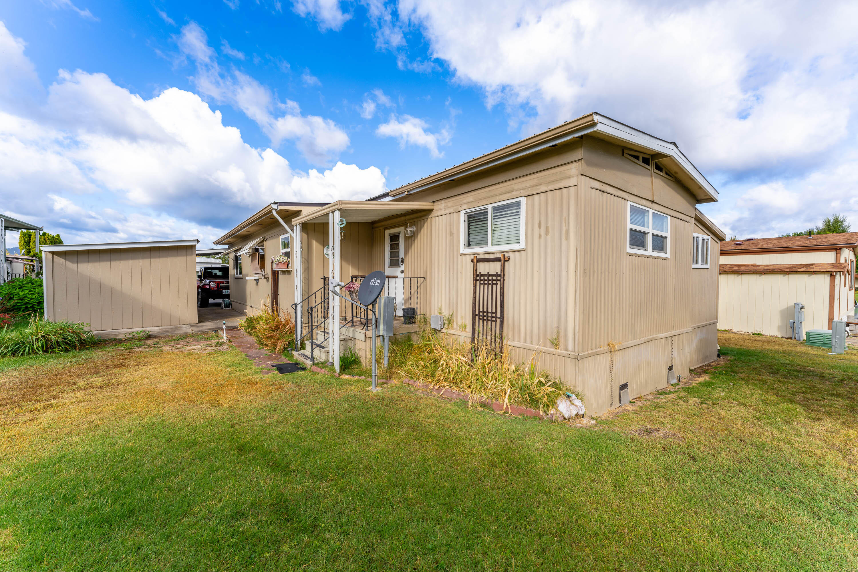 5076 Leonard Road, Unit 39 Grants Pass, OR 97527 - Photo 20 of 21 EXT (2 of 8)