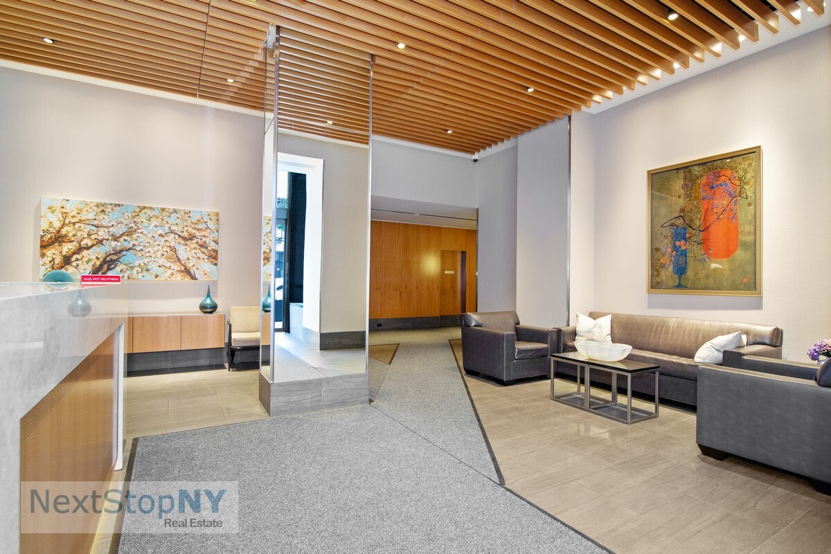 200 East 74th Street, Unit 3G Manhattan, NY 10021 - Photo 9 of 12