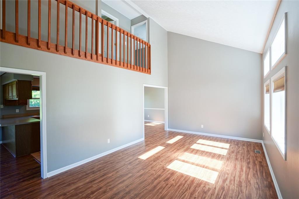 8582 Castle Farms Road Indianapolis, IN 46256 - Photo 3 of 25 Gallery Image 3