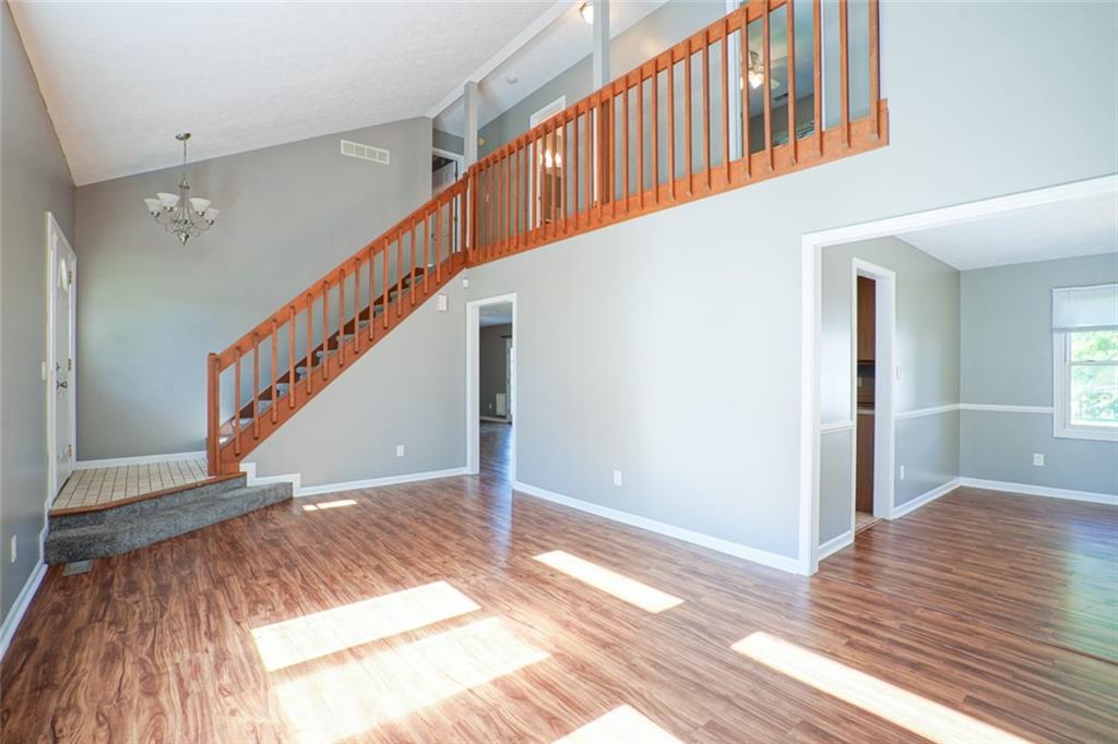 8582 Castle Farms Road Indianapolis, IN 46256 - Photo 4 of 25 Gallery Image 4