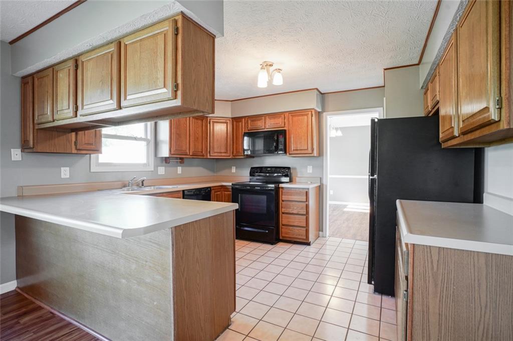 8582 Castle Farms Road Indianapolis, IN 46256 - Photo 10 of 25 Gallery Image 10