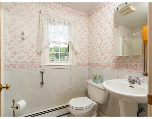 59 Gates Road Shrewsbury, MA 01545 - Photo 14 of 19 Gallery Image 14