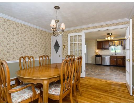59 Gates Road Shrewsbury, MA 01545 - Photo 3 of 19 Gallery Image 3