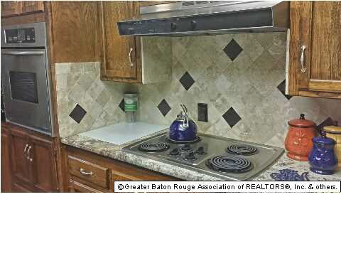 3642 Harris Drive Baton Rouge, LA 70816 - Photo 4 of 8