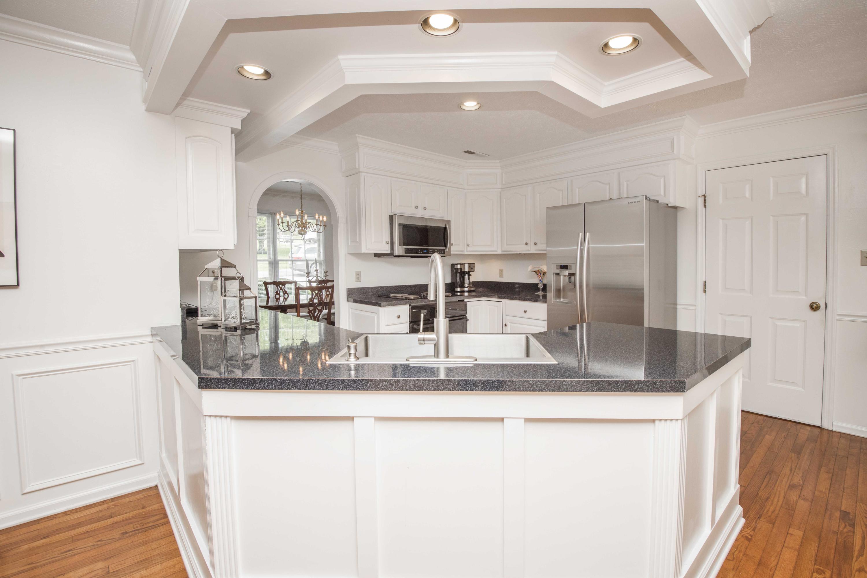 824 Tate Trotter Road Powell, TN 37849 - Photo 12 of 40 kitchen_1