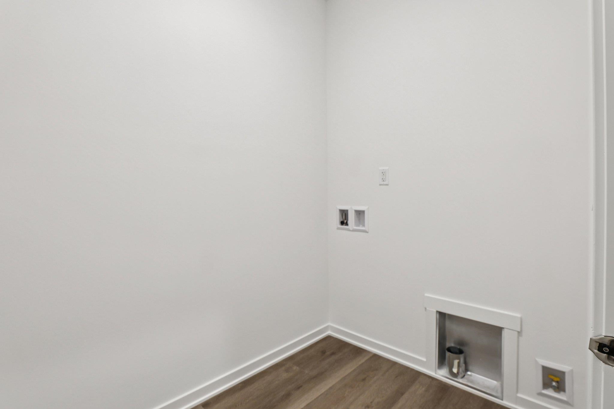 425 Trysil Alley South Stoughton, WI 53589 - Photo 18 of 38