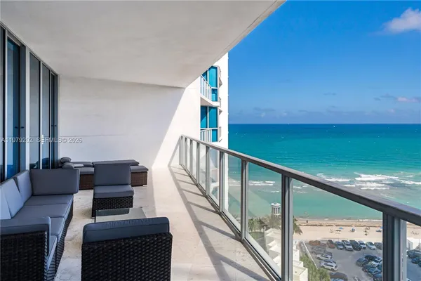 $8,000 | 3101 South Ocean Drive, Unit 1504, Hollywood, FL 33019
