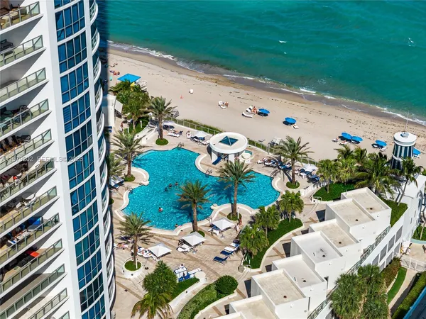 $8,000 | 3101 South Ocean Drive, Unit 1504, Hollywood, FL 33019
