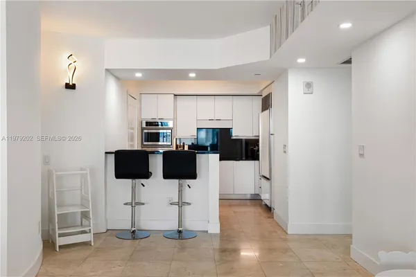 $8,000 | 3101 South Ocean Drive, Unit 1504, Hollywood, FL 33019