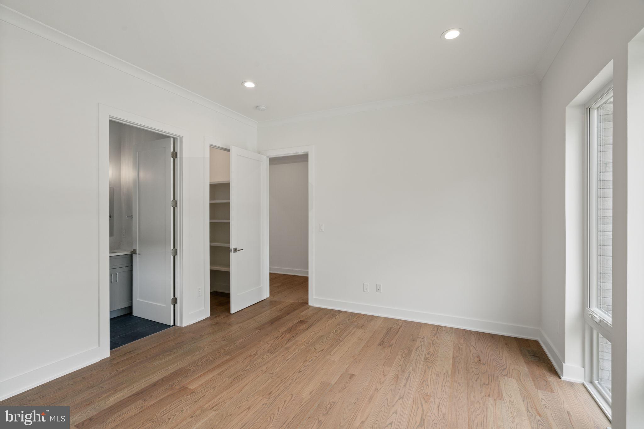 903 Ware Street Southwest Vienna, VA 22180 - Photo 27 of 70 Gallery Image 27