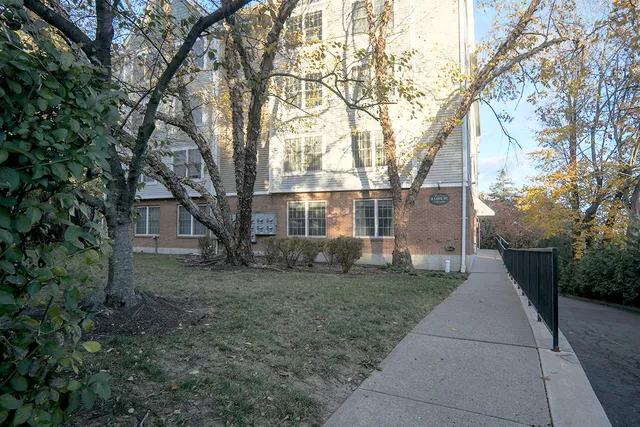 $454,400 | 4 Lowe Street, Unit 201, Norwalk, CT 06854