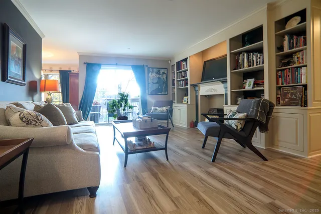 $454,400 | 4 Lowe Street, Unit 201, Norwalk, CT 06854