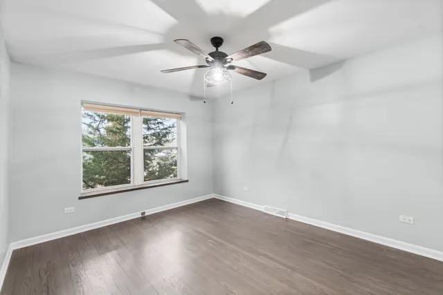 $490,000 | 18-w089 Claremont Drive, Darien, IL 60561