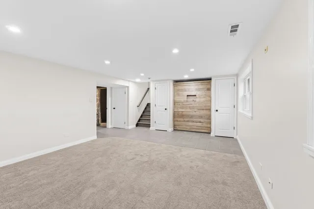 $490,000 | 18-w089 Claremont Drive, Darien, IL 60561