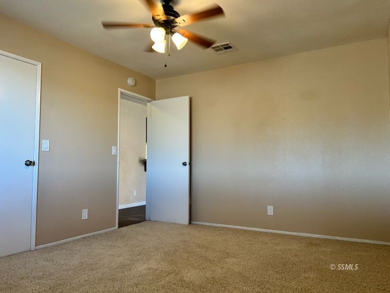 932 West Graaf Avenue Ridgecrest, CA 93555 - Photo 7 of 13