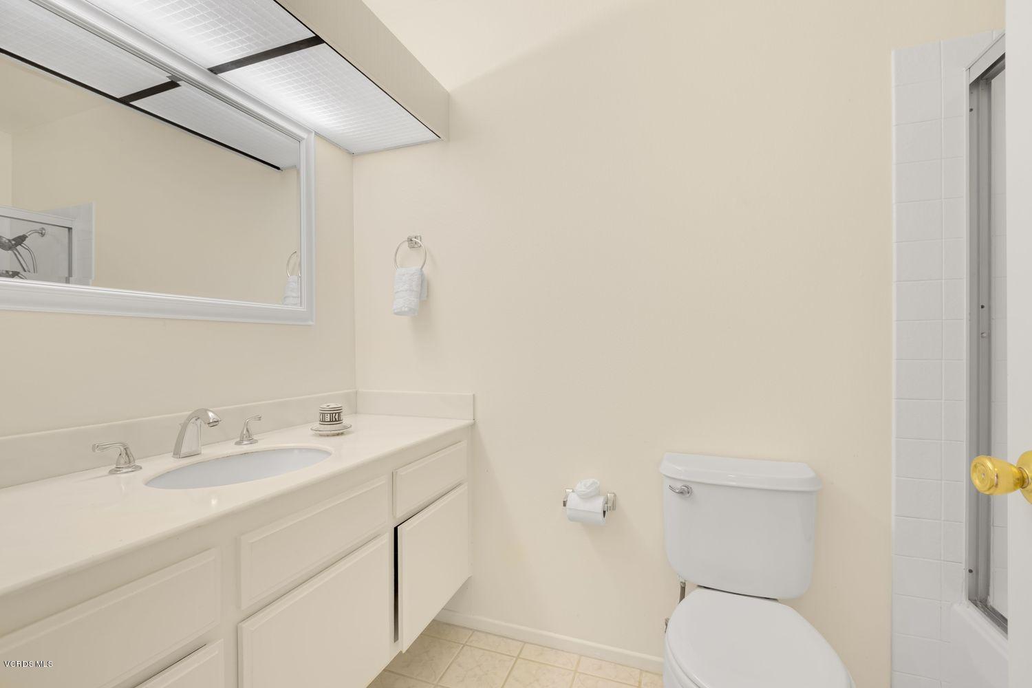 220 Odebolt Drive Thousand Oaks, CA 91360 - Photo 21 of 29 014_220-odebolt-drive-thousand-oaks-ca-u