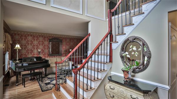 7 Triphammer Road Sharon, MA 02067 - Photo 3 of 27 Gallery Image 3