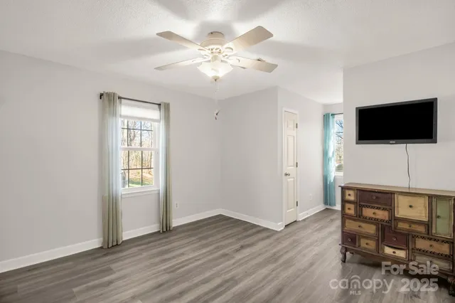 $399,900 | 438 Valley Meade Drive, Unit 43, Kernersville, NC 27284