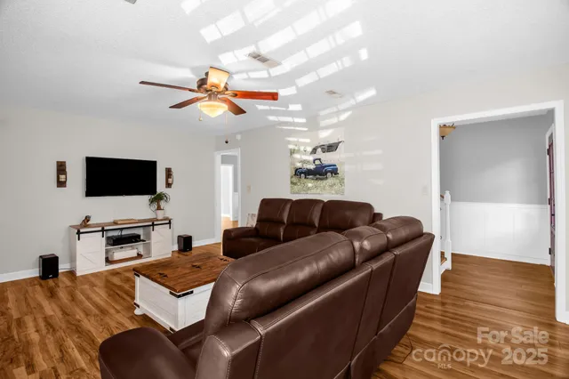 $399,900 | 438 Valley Meade Drive, Unit 43, Kernersville, NC 27284