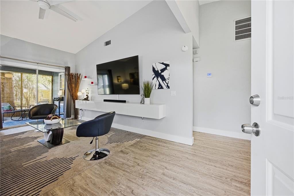 419 Northwest 50th Boulevard, Unit 805 Gainesville, FL 32607 - Photo 5 of 27