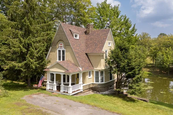 $540,000 | 23599 State Highway, Stamford, NY 12167