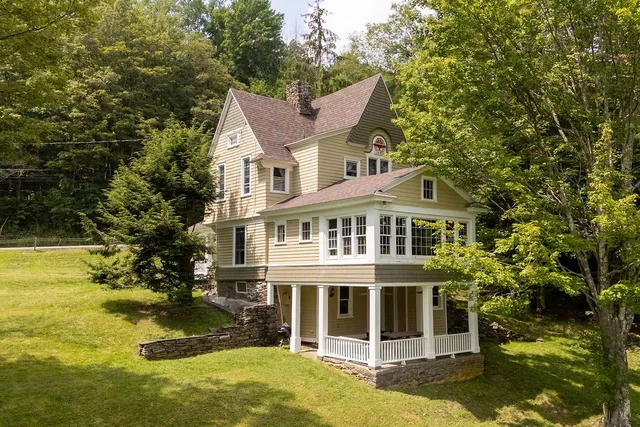 $540,000 | 23599 State Highway, Stamford, NY 12167