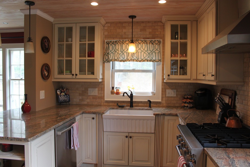 14 Pilgrim Way Walpole, MA 02032 - Photo 3 of 10 Gallery Image 3
