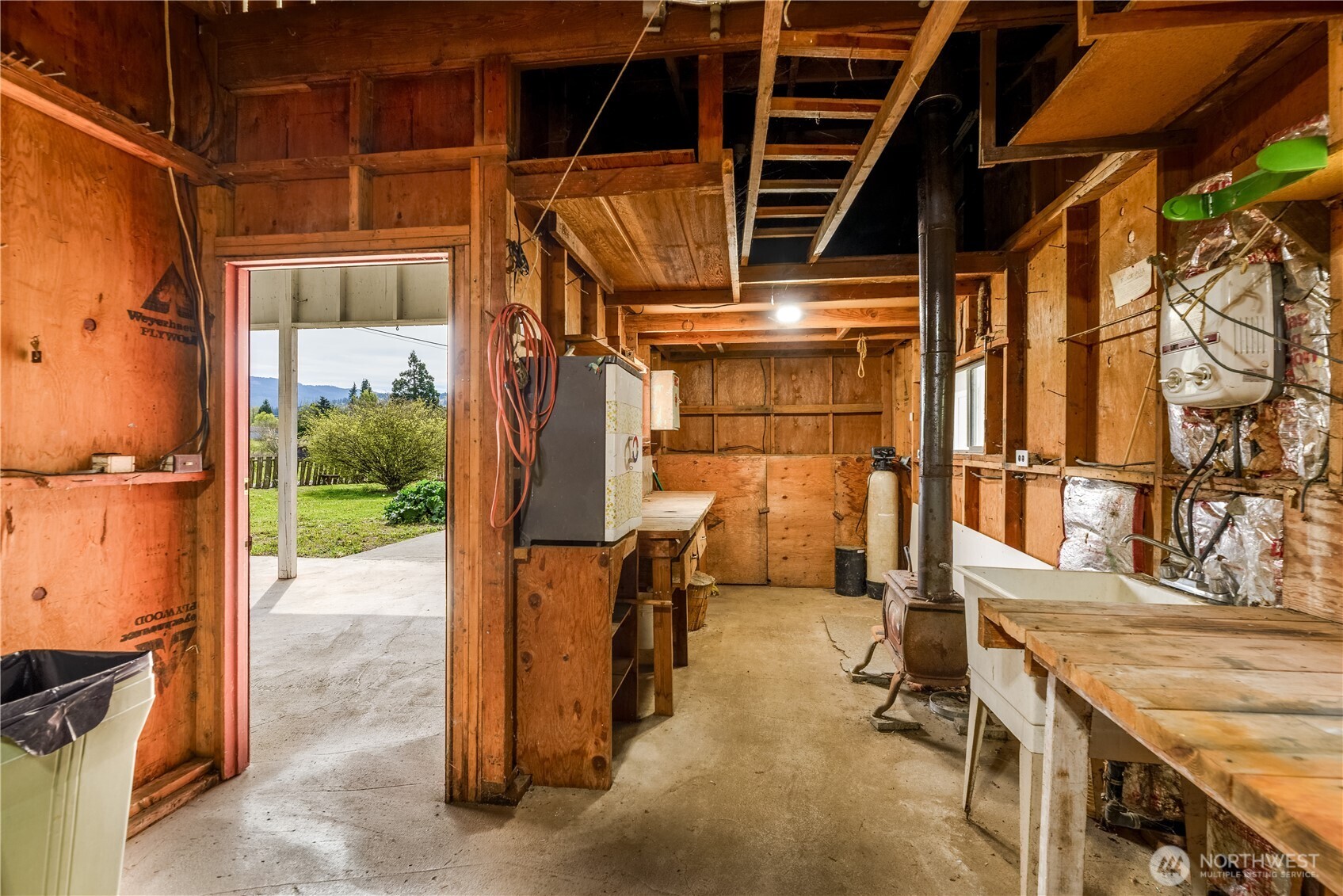 251 Washington Harbor Road Sequim, WA 98382 - Photo 32 of 40