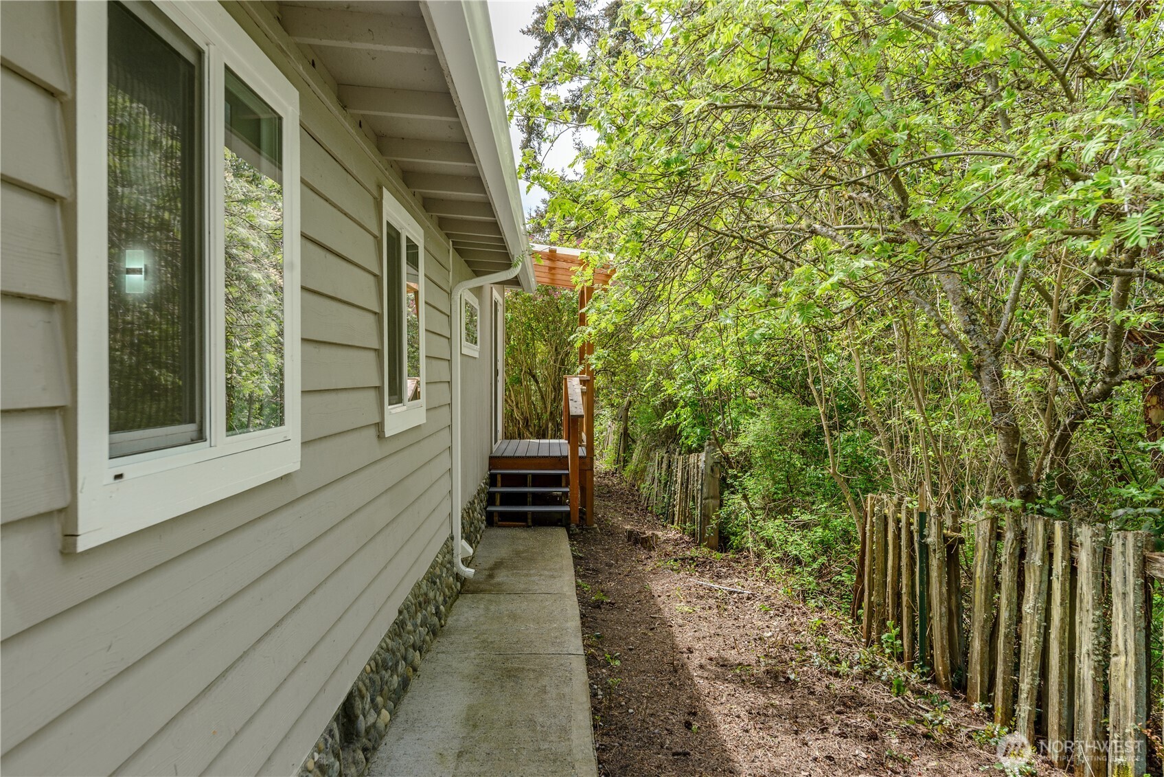 251 Washington Harbor Road Sequim, WA 98382 - Photo 35 of 40