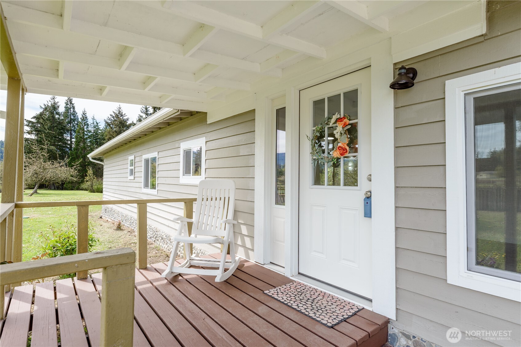251 Washington Harbor Road Sequim, WA 98382 - Photo 8 of 40