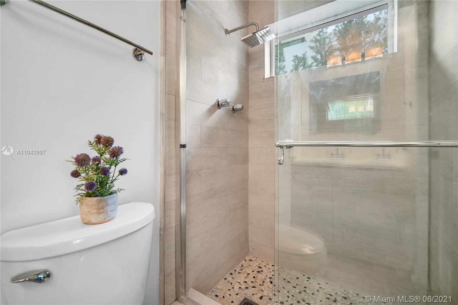 774 Fernwood Road Key Biscayne, FL 33149 - Photo 25 of 36