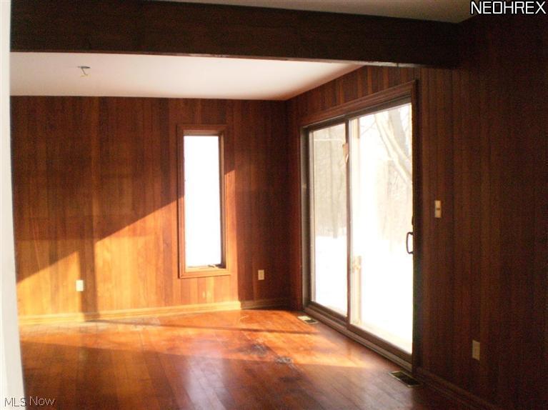 9482 Fairmount Road Novelty, OH 44072 - Photo 9 of 25 Gallery Image 9