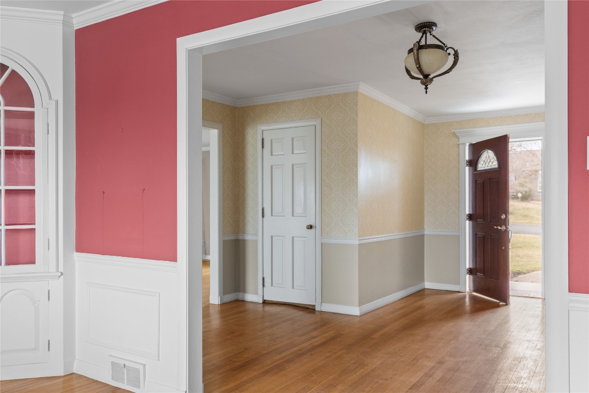 507 Hilltop Road Endicott, NY 13760 - Photo 12 of 49 Gallery Image 12