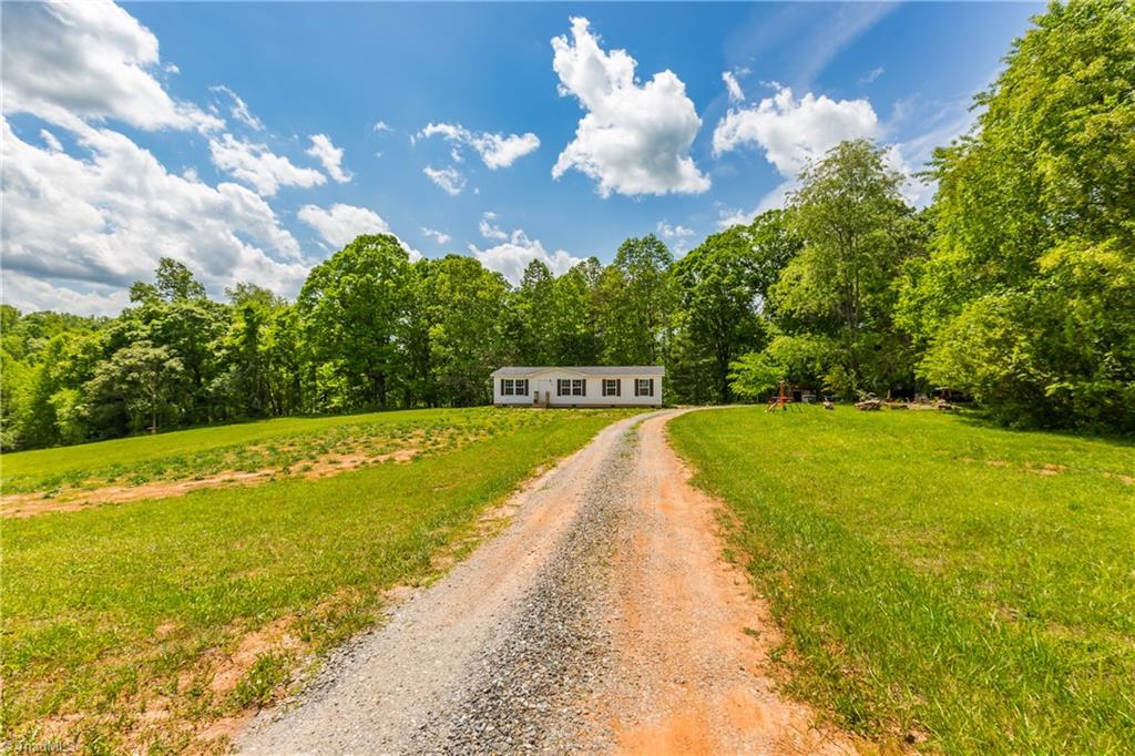 1178 Sunset Ridge Road Mount Airy, NC 27030 - Photo 3 of 36