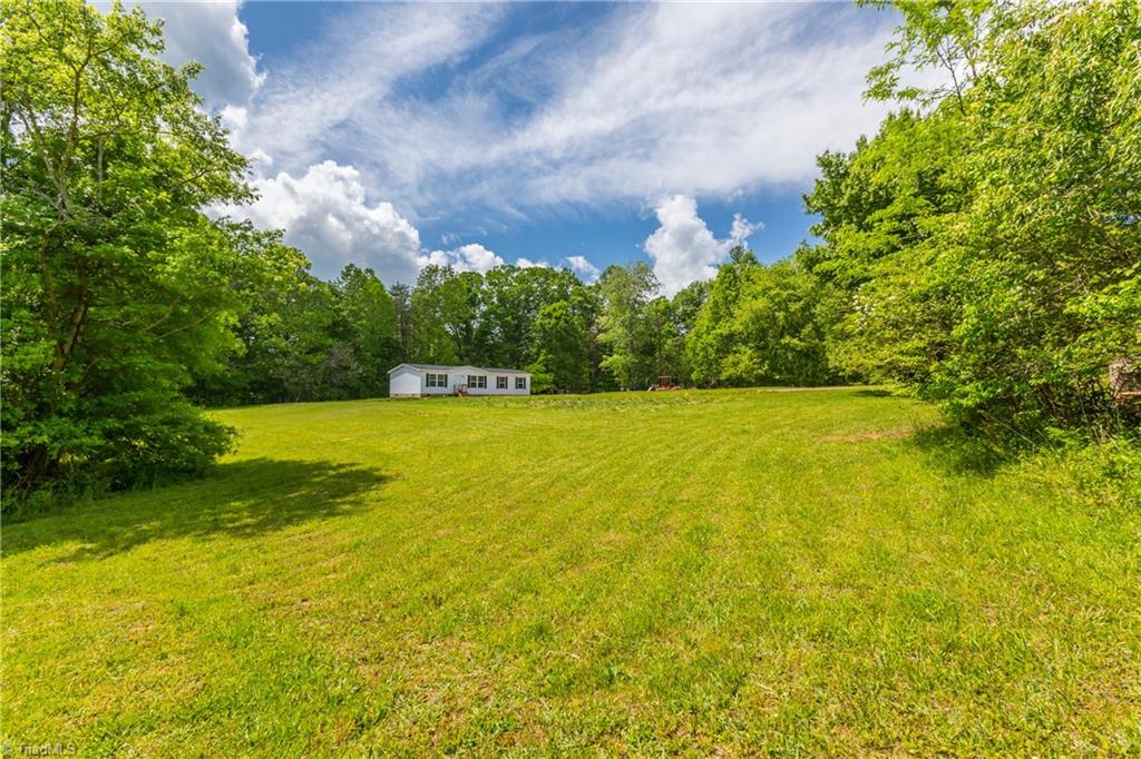 1178 Sunset Ridge Road Mount Airy, NC 27030 - Photo 4 of 36